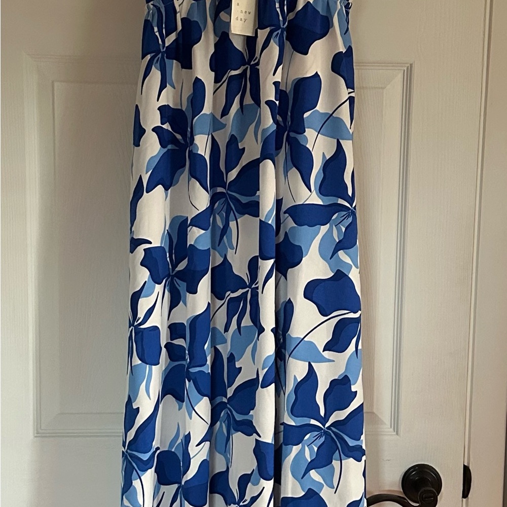 A New Day Blue and White Floral Dress